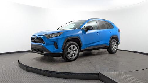 2019 Toyota RAV4 LE