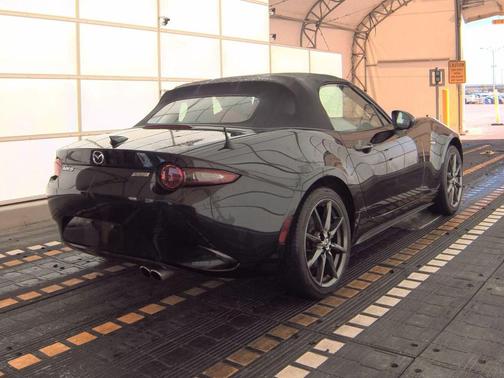 2016 Mazda MX-5 Miata Grand Touring