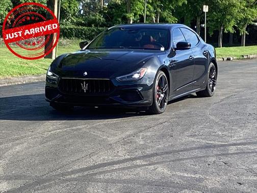 2022 Maserati Ghibli Modena
