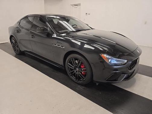 2022 Maserati Ghibli Modena