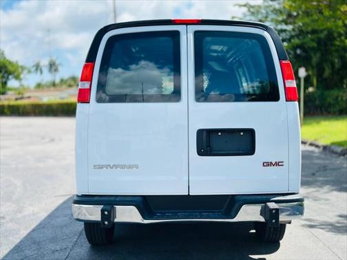 2023 GMC Savana 2500 Work Van
