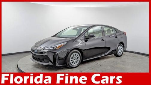 2022 Toyota Prius LE