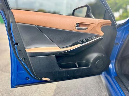 2021 Lexus IS 300 Base