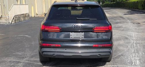 2022 Audi Q7 55 Prestige