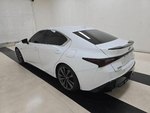 2022 Lexus IS 350 Base