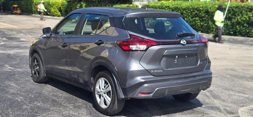 2024 Nissan Kicks S