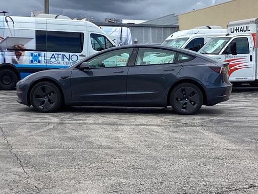 2023 Tesla Model 3 Standard Range