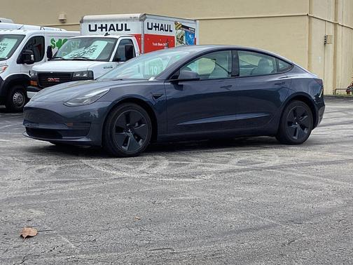 2023 Tesla Model 3 Standard Range