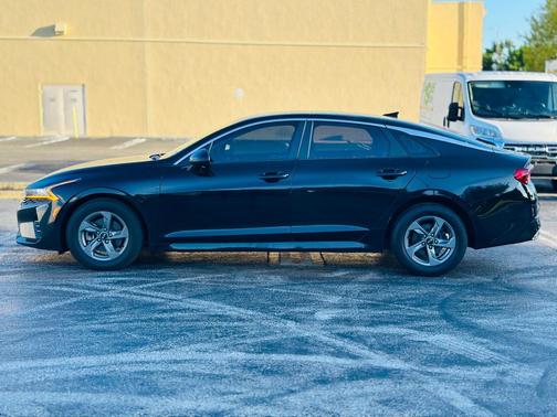 2021 Kia K5 LXS