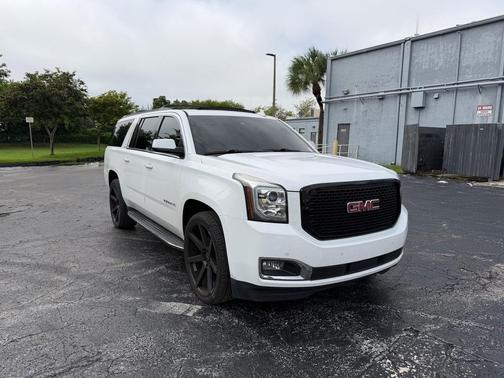 2016 GMC Yukon XL SLT