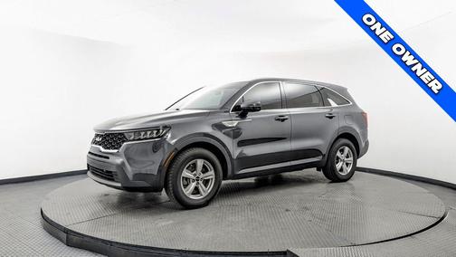 2022 Kia Sorento LX