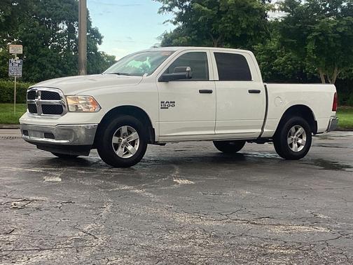 2023 RAM 1500 Classic SLT