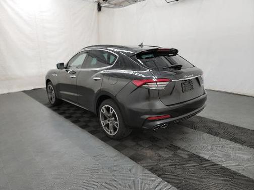 2022 Maserati Levante Modena