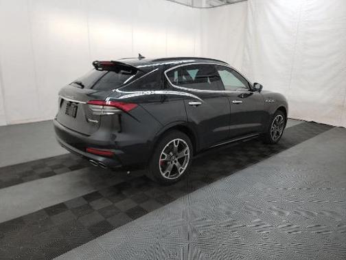 2022 Maserati Levante Modena
