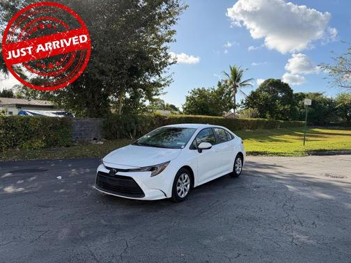 2024 Toyota Corolla LE