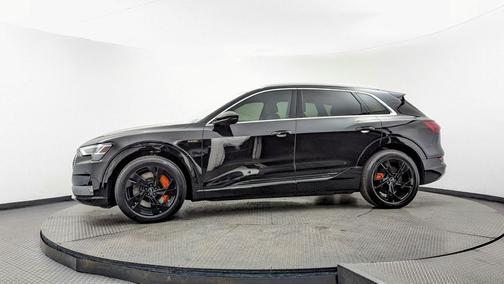 2022 Audi e-tron Premium