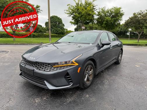 2022 Kia K5 LXS