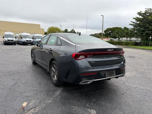 2022 Kia K5 LXS