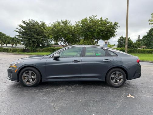 2022 Kia K5 LXS