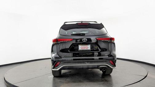 2022 Toyota Highlander XSE