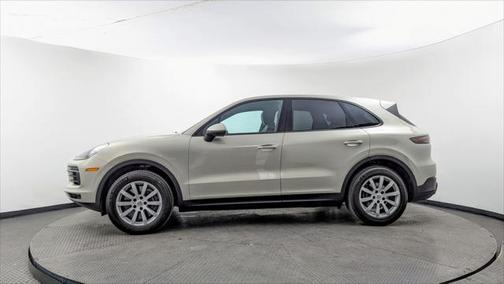 2022 Porsche Cayenne Platinum Edition