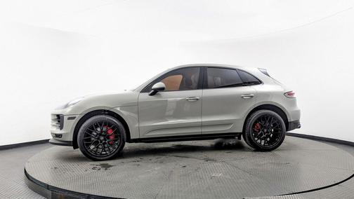 2021 Porsche Macan S