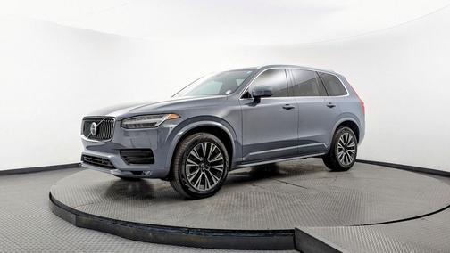 2021 Volvo XC90 T5 Momentum