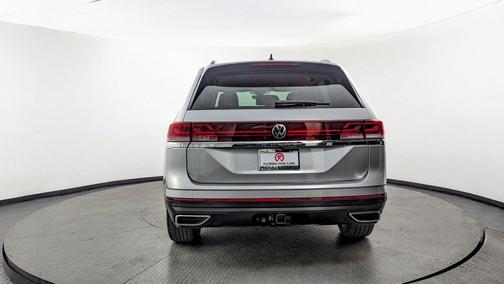 2025 Volkswagen Atlas 2.0T SE w/Technology 4MOTION