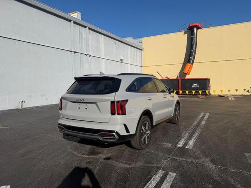 2023 Kia Sorento EX