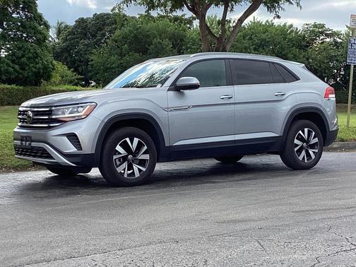 2022 Volkswagen Atlas Cross Sport 2.0T SE