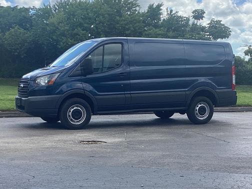 2017 Ford Transit-250 Base