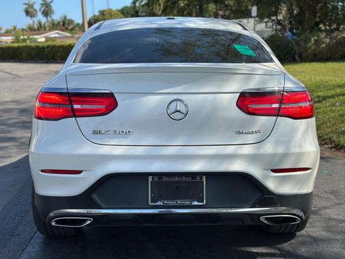 2017 Mercedes-Benz GLC 300 4MATIC Coupe