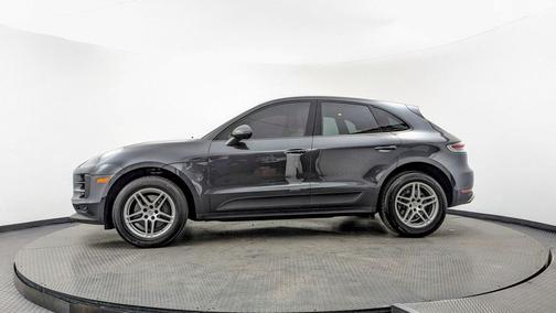 2019 Porsche Macan SUV