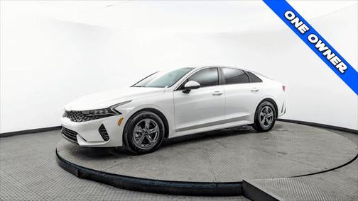 2022 Kia K5 LXS