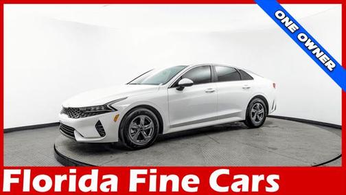 2022 Kia K5 LXS