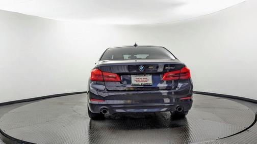 2019 BMW 530 i