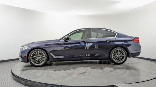 2019 BMW 530 i