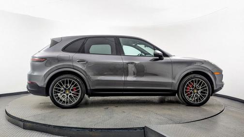 2019 Porsche Cayenne Cayenne