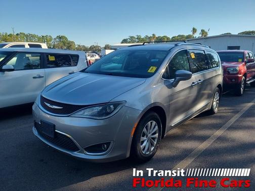 2019 Chrysler Pacifica Touring L