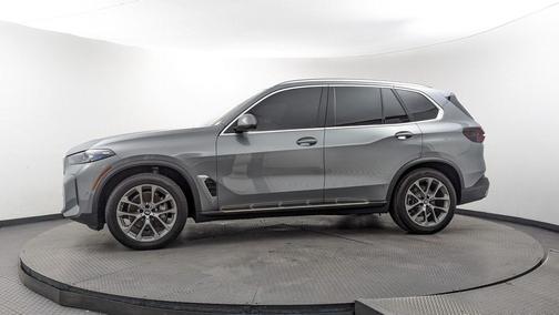 Skyscraper Grey Metallic 2024 BMW X5 sDrive40i