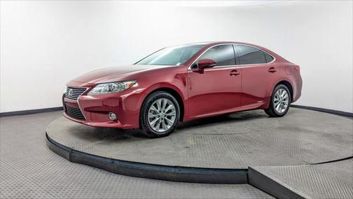 2015 Lexus ES 300h Base