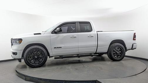 Bright White Clearcoat 2021 RAM 1500 Big Horn/Lone Star