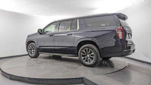 2021 Chevrolet Suburban LT