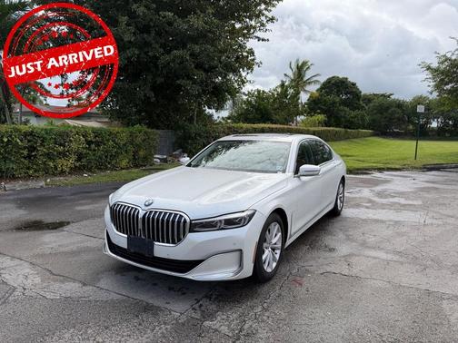 2022 BMW 740 i xDrive