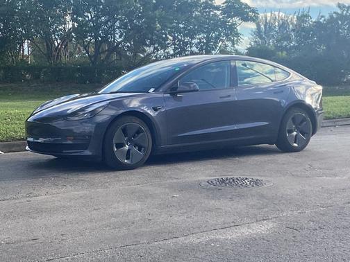 2023 Tesla Model 3 Standard Range