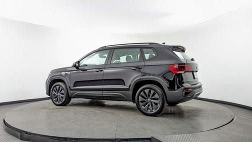 2024 Volkswagen Taos S