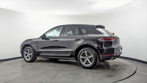 2021 Porsche Macan Base