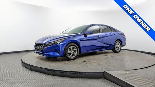 2021 Hyundai ELANTRA SE