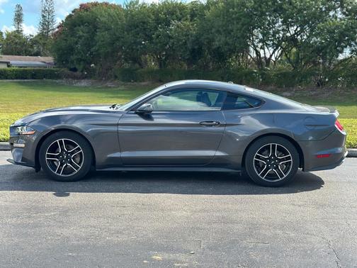 2020 Ford Mustang EcoBoost Premium