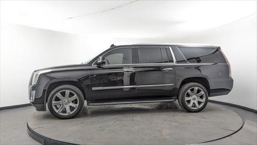 2018 Cadillac Escalade ESV Luxury